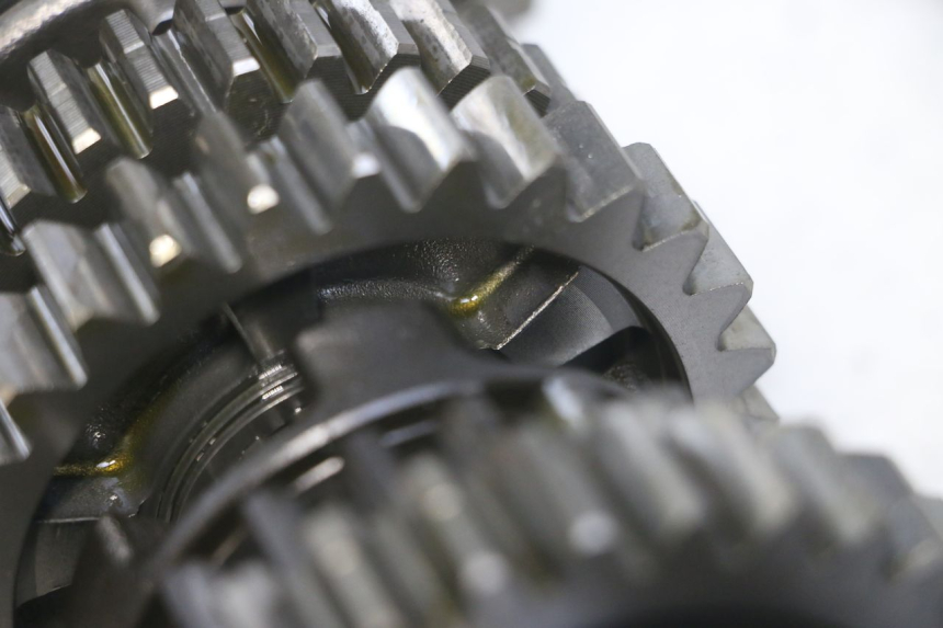 photo de VERSNELLINGSBAK HONDA CBRF CBR-F PC41 600 (2011 - 2013) - Kenmerkende details