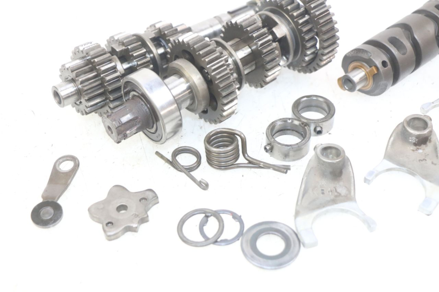 photo de VERSNELLINGSBAK HONDA CM 125 (1983 - 2003) - Detail van het onderdeel