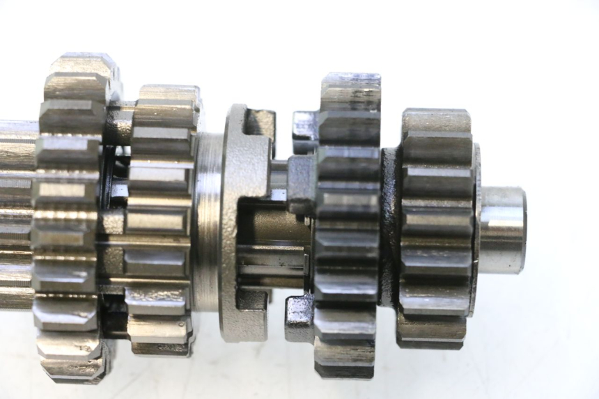photo de VERSNELLINGSBAK SUZUKI DR S 600 (1985 - 1989) - Markeringen en referenties