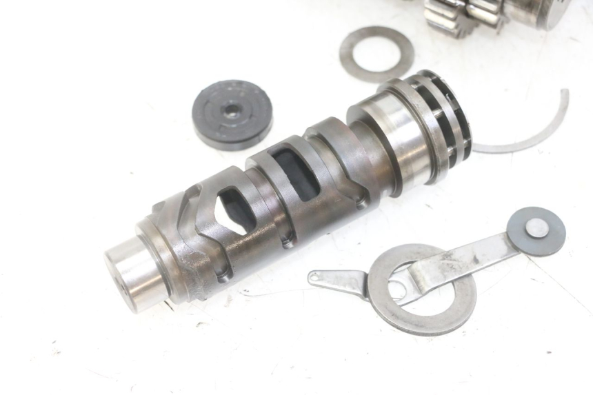 photo de VERSNELLINGSBAK SUZUKI GS GSE 500 (2001 - 2003) - Focus op structuur