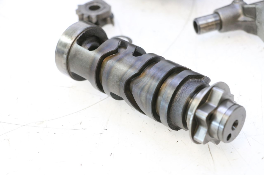 photo de VERSNELLINGSBAK SUZUKI GSF N BANDIT 1200 (2001 - 2005) - Kenmerkende details