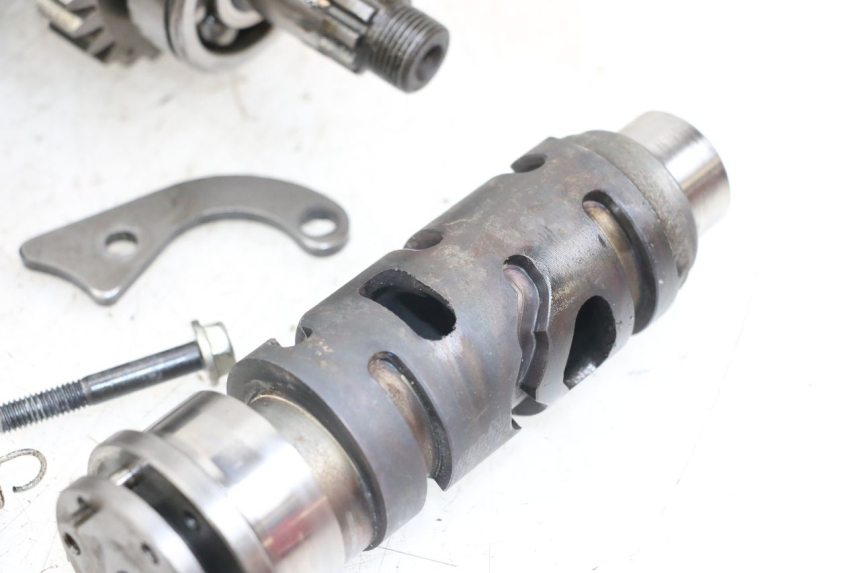 photo de VERSNELLINGSBAK SUZUKI GSX E 250 (1982 - 1983) - Hoofdaanzicht