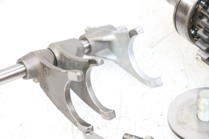 photo de VERSNELLINGSBAK SUZUKI GSX E 250 (1982 - 1983) - Andere kijkhoek