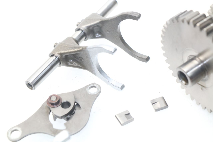 photo de VERSNELLINGSBAK HONDA INTEGRA NC D 750 (2016 - 2018) - Zoom op kwaliteit