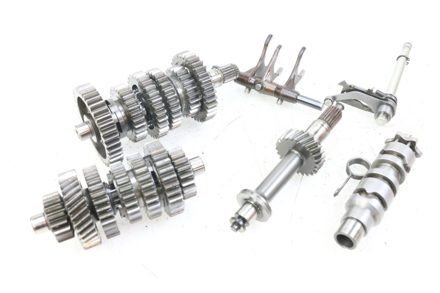 photo de VERSNELLINGSBAK MOTO GUZZI NORGE 8V GT 1200 (2011 - 2016) - Detail van het onderdeel