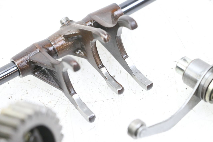 photo de VERSNELLINGSBAK MOTO GUZZI NORGE 8V GT 1200 (2011 - 2016) - Andere kijkhoek