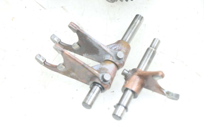 photo de VERSNELLINGSBAK GILERA RK 50 (1996 - 1999) - Kenmerkende details