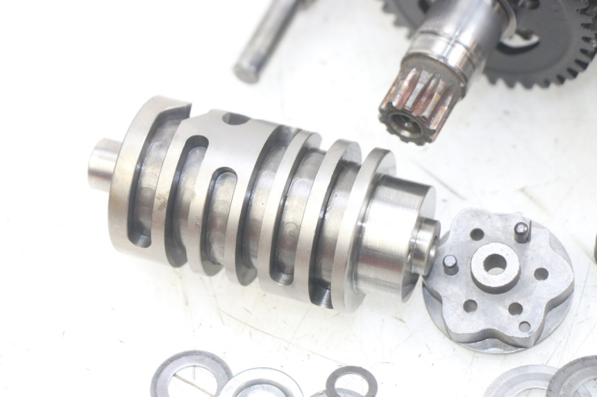 photo de VERSNELLINGSBAK GILERA RK 50 (1996 - 1999) - Alternatieve hoek