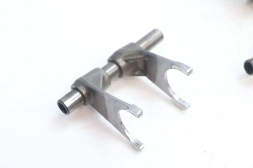 photo de VERSNELLINGSBAK SUZUKI SV S 650 (1999 - 2002) - Technische close-up