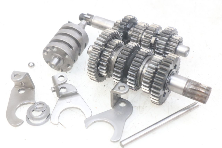 photo de VERSNELLINGSBAK PEUGEOT XP6 50 (2006 - 2011) - Hoofdaanzicht