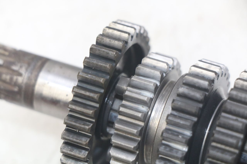 photo de VERSNELLINGSBAK PEUGEOT XP6 50 (2006 - 2011) - Detailaanzicht