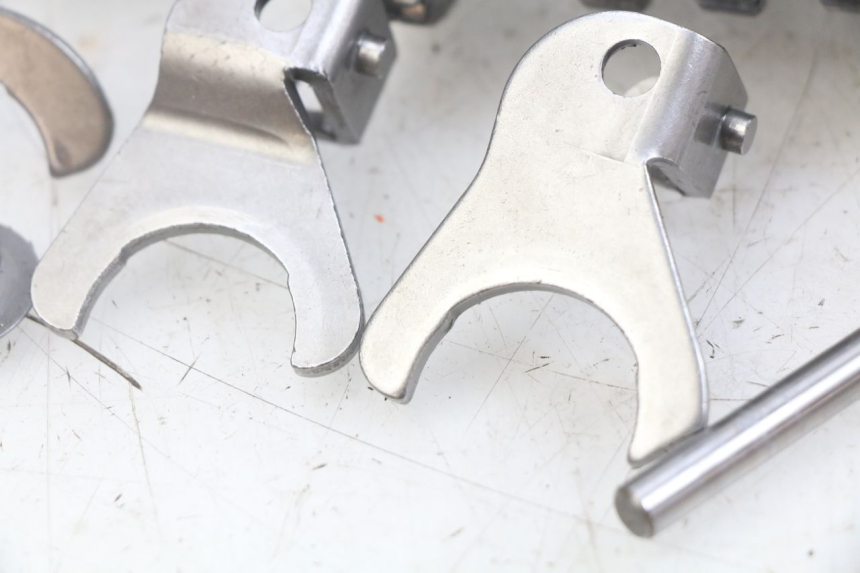 photo de VERSNELLINGSBAK PEUGEOT XP6 50 (2006 - 2011) - Detail van het onderdeel