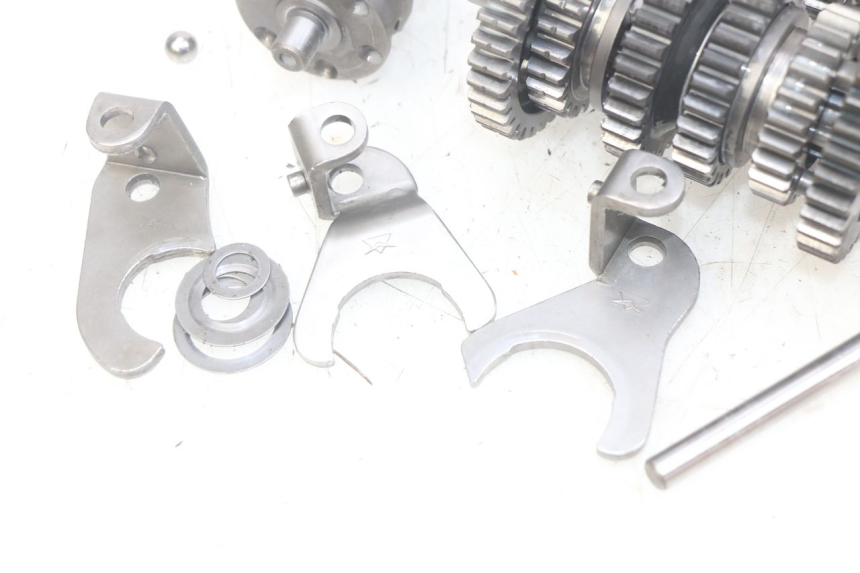 photo de VERSNELLINGSBAK PEUGEOT XP6 50 (2006 - 2011) - Staat van het oppervlak