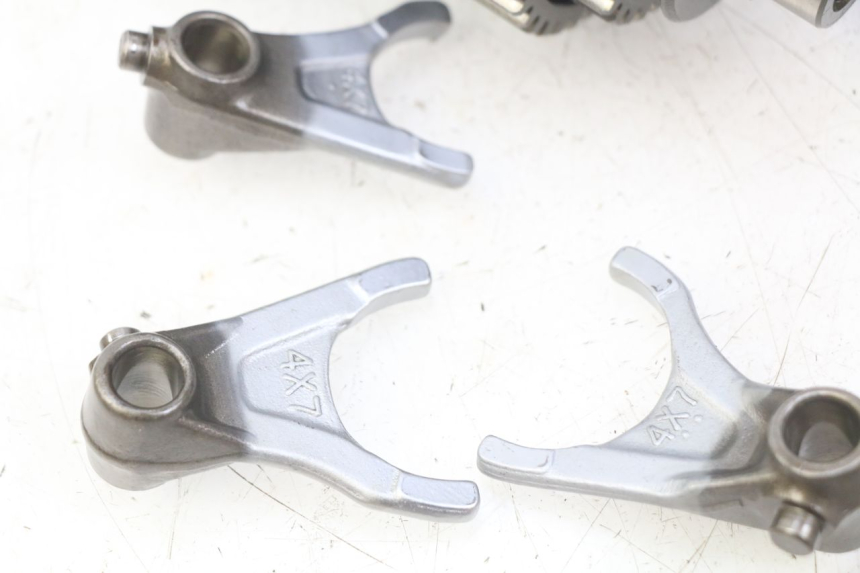 photo de VERSNELLINGSBAK YAMAHA XV VIRAGO 750 (1984 - 1998) - Bevestigingspunten