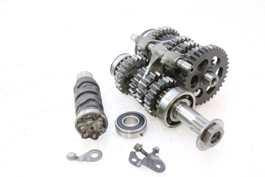 photo de VERSNELLINGSBAK YAMAHA YZF R GENESIS 750 (1993 - 1998) - Detail van het onderdeel