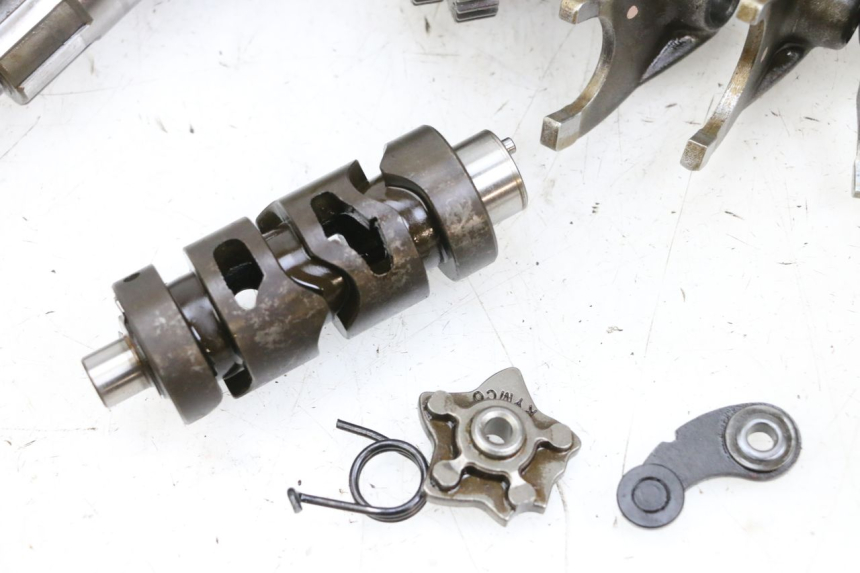 photo de VERSNELLINGSBAK KYMCO ZING 125 (1997 - 2003) - Focus op structuur