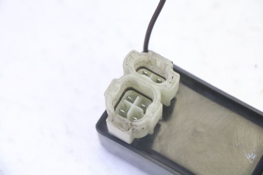 photo de CDI-unit KYMCO AGILITY NAKED RENOUVO 2T 50 (2011 - 2018) - Technische close-up