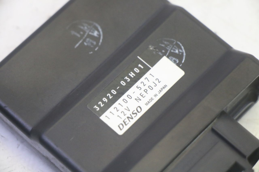 photo de CDI-unit SUZUKI BURGMAN 125 (2007 - 2014) - Detail van het onderdeel