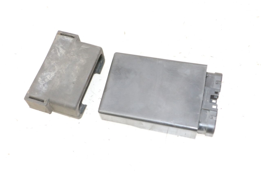 photo de CDI-unit HONDA CBR RR FIREBLADE 900 (1992 - 1994) - Andere kijkhoek