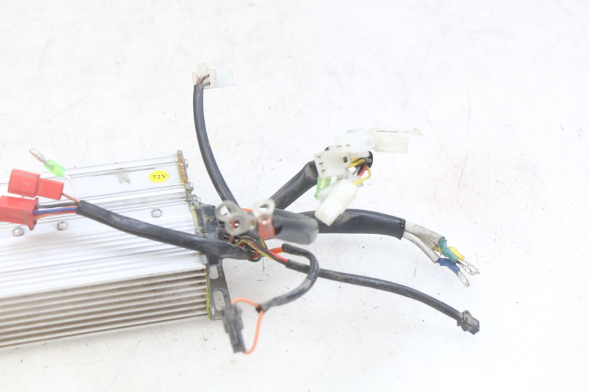 photo de CDI-unit EASY WATTS E-OPAI 1 (2019 - 2024) - Bevestigingspunten