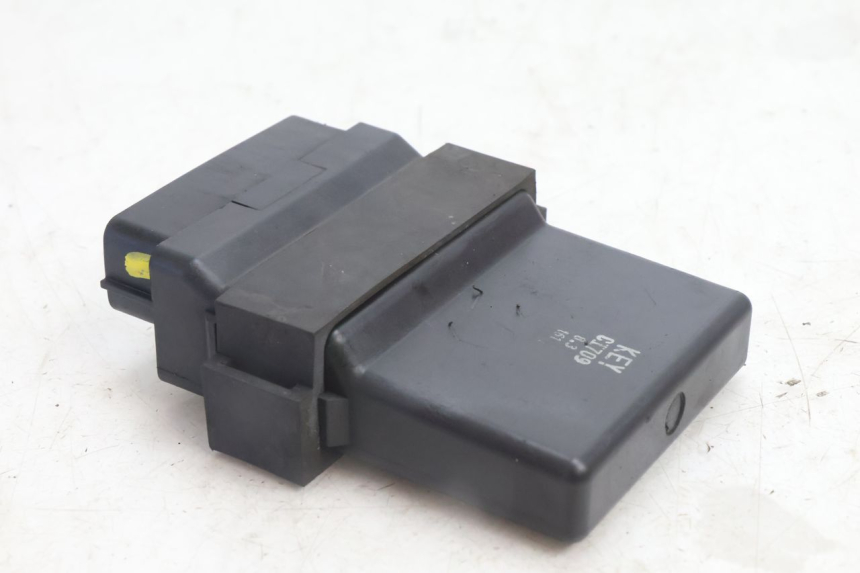 photo de CDI-unit HONDA FES PANTHEON 2T 125 (1998 - 2002) - Detail van het onderdeel