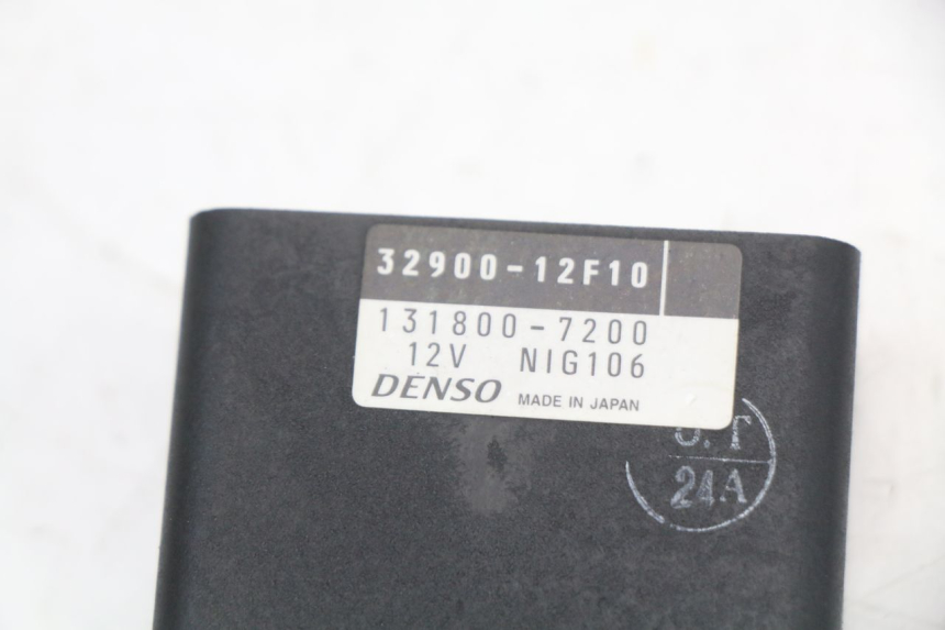 photo de CDI-unit SUZUKI GZ MARAUDER 125 (1998 - 2004) - Detail van het onderdeel