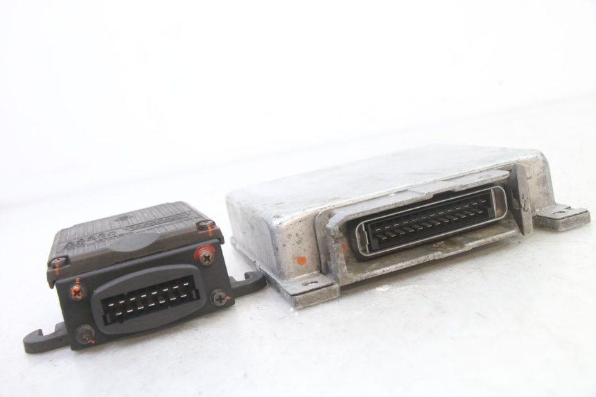 photo de CDI-unit BMW K 75 RT 750 (1989 - 1997) - Technische close-up