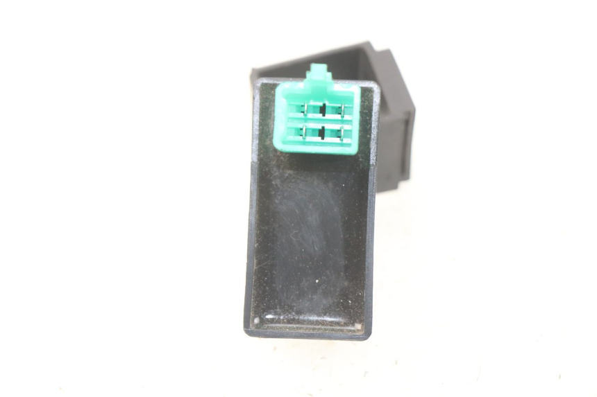 photo de CDI-unit PEUGEOT KISBEE 4T 50 (2018 - 2022) - Andere kijkhoek