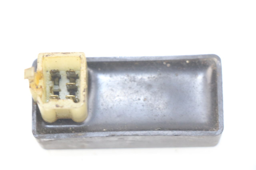 photo de CDI-unit PEUGEOT LUDIX 50 (2005 - 2007) - Detail van het onderdeel