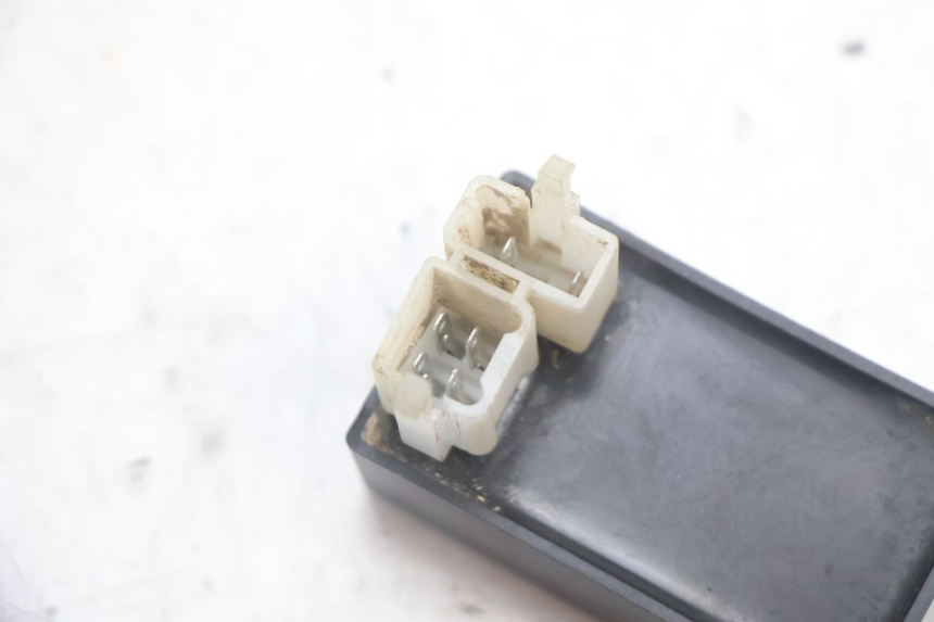 photo de CDI-unit APOLLO RFZ 125 - Detail van het onderdeel