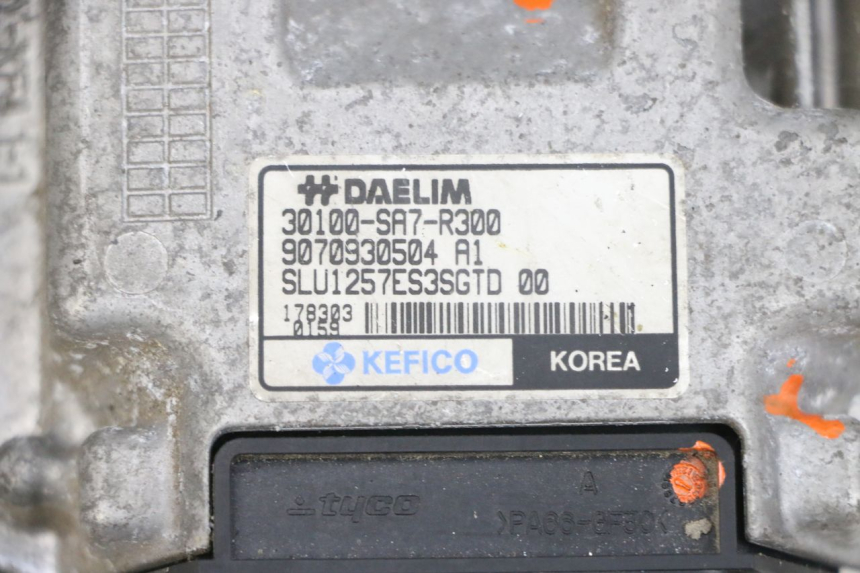 photo de CDI-unit DAELIM S1 125 (2007 - 2016) - Staat van het oppervlak
