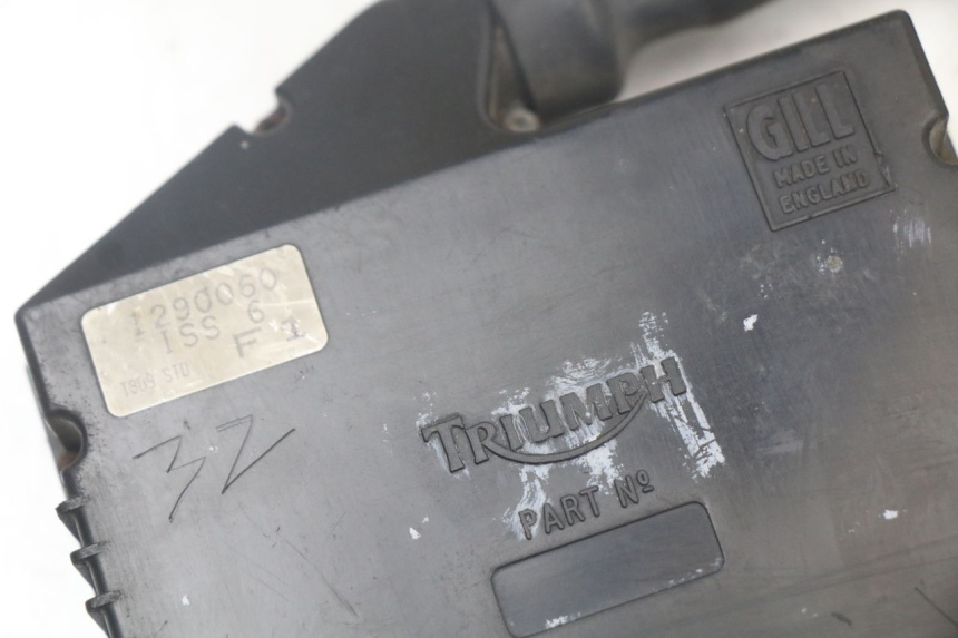 photo de CDI-unit TRIUMPH SPEED TRIPLE T301 900 (1994 - 1996) - Zoom op gebruiksstaat