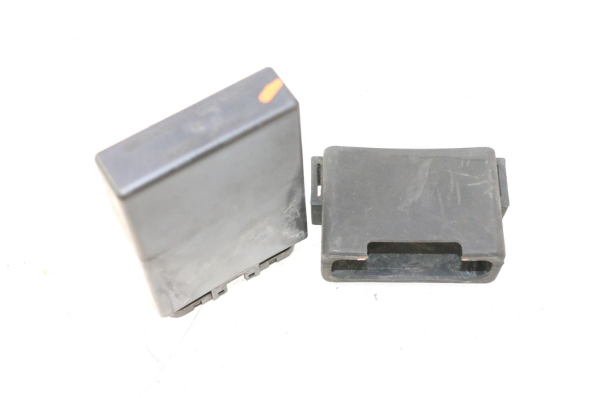 photo de CDI-BEHUIZING HONDA ST PAN EUROPEAN 1100 (1990 - 2002) - Andere kijkhoek