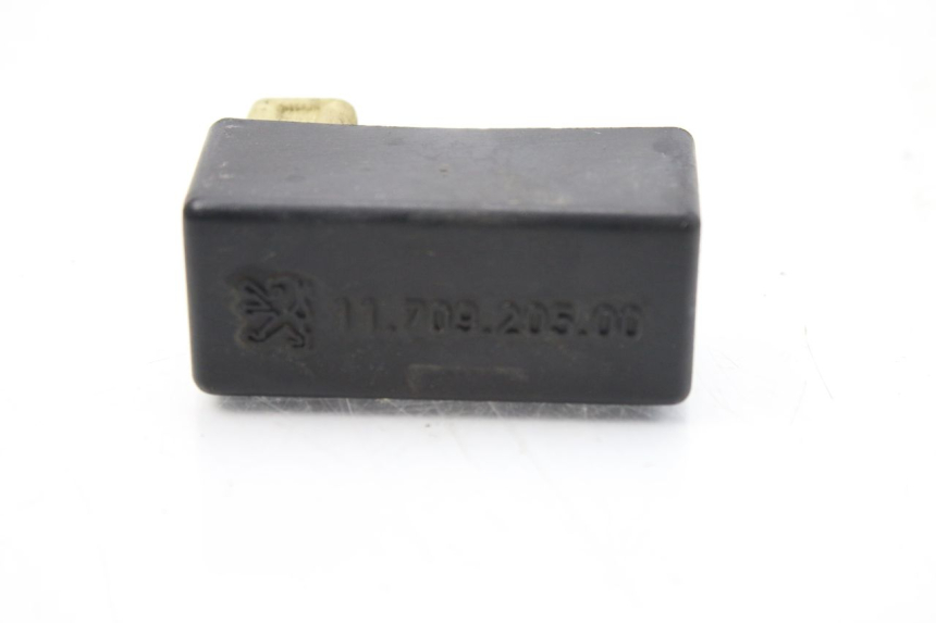 photo de CDI-unit PEUGEOT TKR TREKKER FURIOUS 50 (2005 - 2014) - Zoom op gebruiksstaat