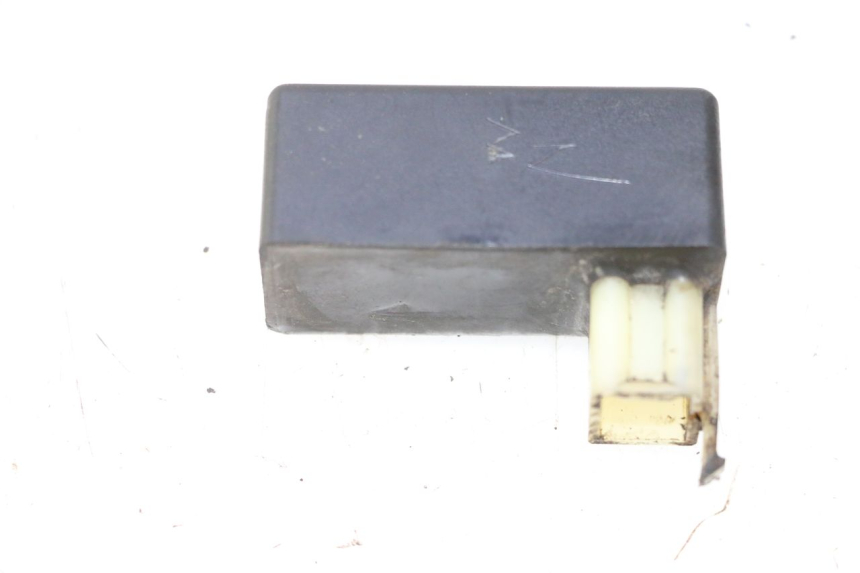 photo de CDI-unit PEUGEOT TREKKER 50 (1995 - 2004) - Detail van het onderdeel