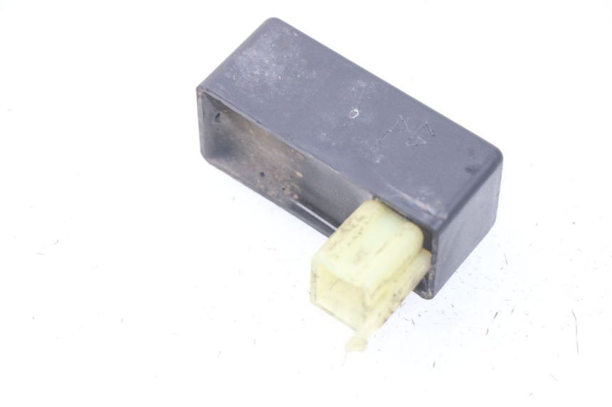 photo de CDI-unit PEUGEOT VIVACITY 50 (2004 - 2009) - Detail van het onderdeel