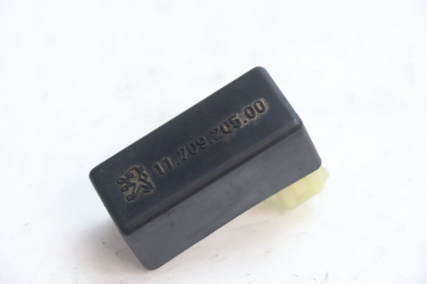 photo de CDI-unit PEUGEOT VIVACITY 50 (1998 - 2003) - Andere kijkhoek