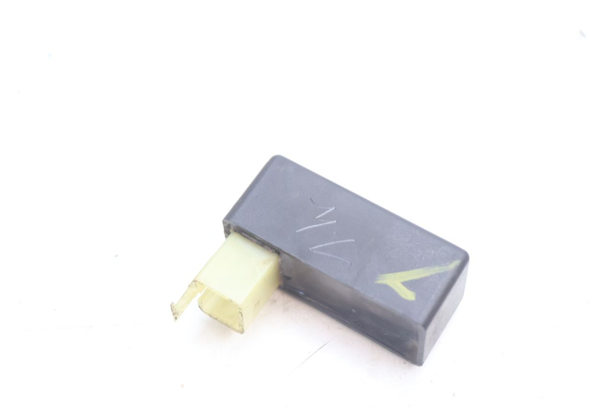 photo de CDI-unit PEUGEOT VIVACITY 50 (2004 - 2009) - Detail van het onderdeel