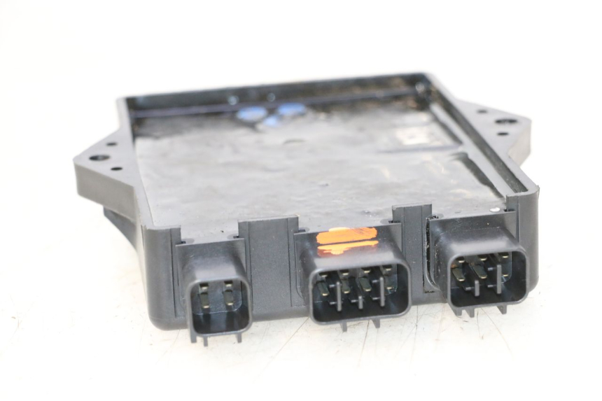 photo de CDI-BEHUIZING YAMAHA WAVE RUNNER GP R 1200 (2000 - 2003) - Zoom op gebruiksstaat