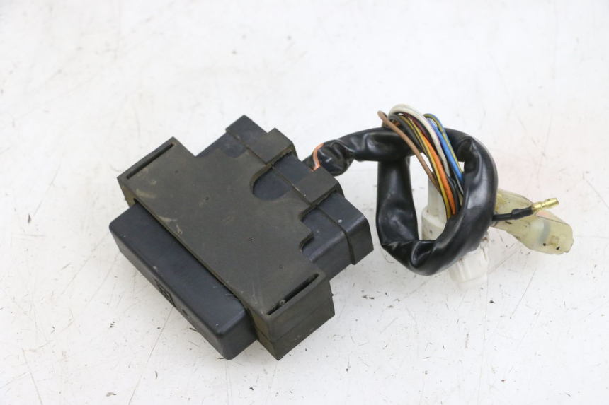 photo de CDI-unit YAMAHA YP MAJESTY 125 (2002 - 2006) - Zoom op gebruiksstaat