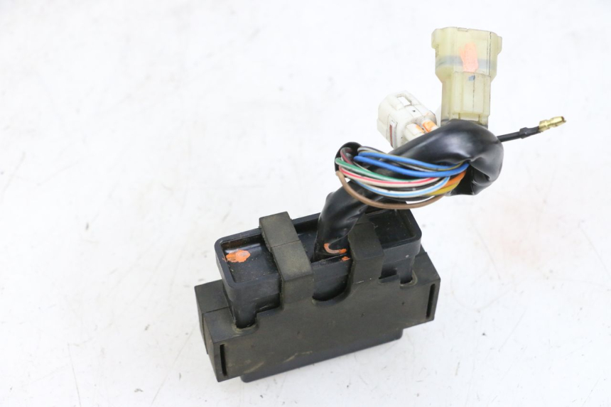 photo de CDI-unit YAMAHA YP MAJESTY 125 (2002 - 2006) - Technische close-up