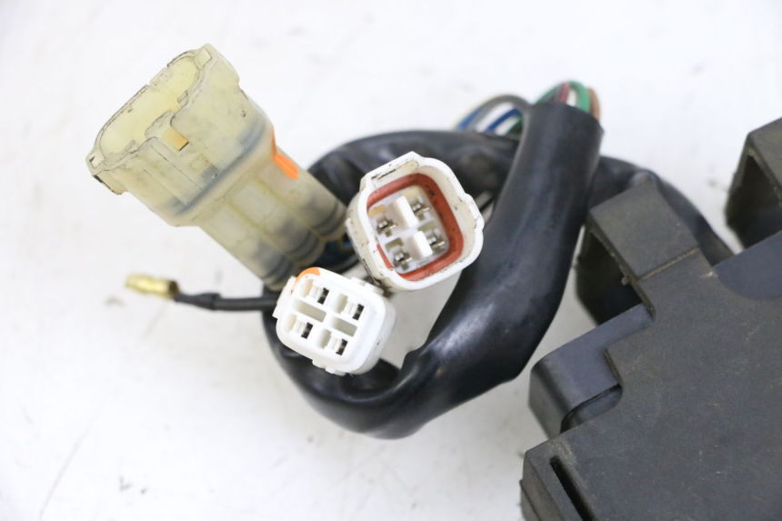 photo de CDI-unit YAMAHA YP MAJESTY 125 (2002 - 2006) - Overzicht