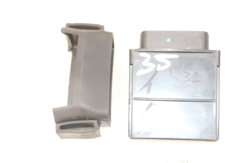 photo de INJECTIEBOX VENESI FLY RETRO 4T 50 (2020 - 2025) - Detail van het onderdeel