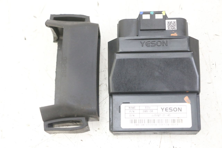 photo de INJECTIEBOX VENESI FLY RETRO 4T 50 (2020 - 2025) - Overzicht