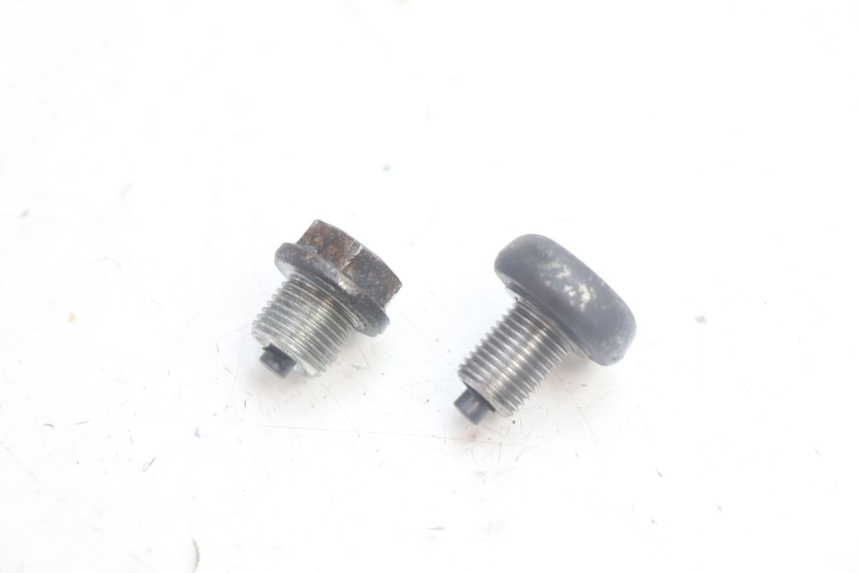 photo de OLIEKARTERDOP SUZUKI BURGMAN EXECUTIVE ABS 650 (2006 - 2012) - Detail van het onderdeel