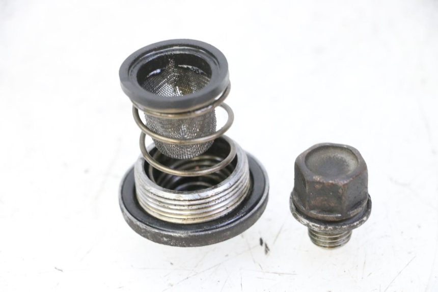 photo de OLIEKARTERDOP KYMCO GRAND DINK 125 (2008 - 2014) - Zoom op gebruiksstaat