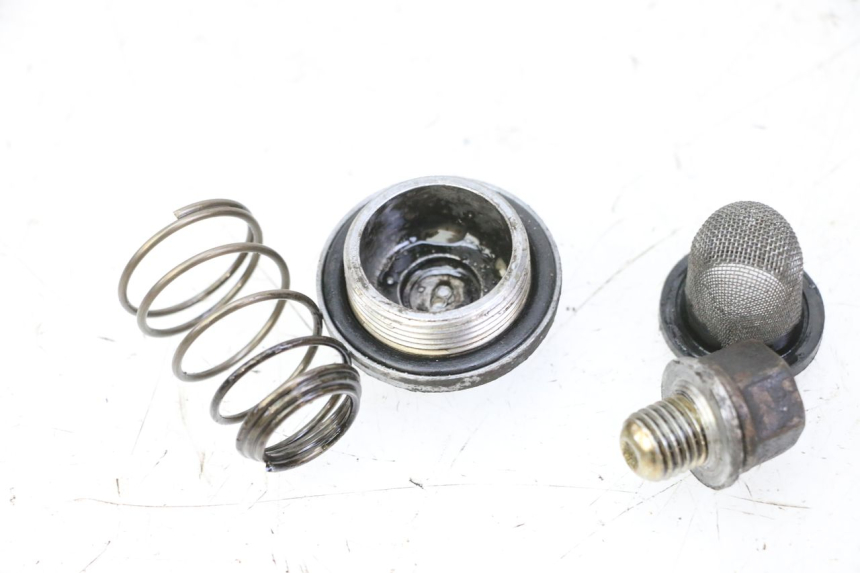 photo de OLIEKARTERDOP KYMCO GRAND DINK 125 (2008 - 2014) - Andere kijkhoek