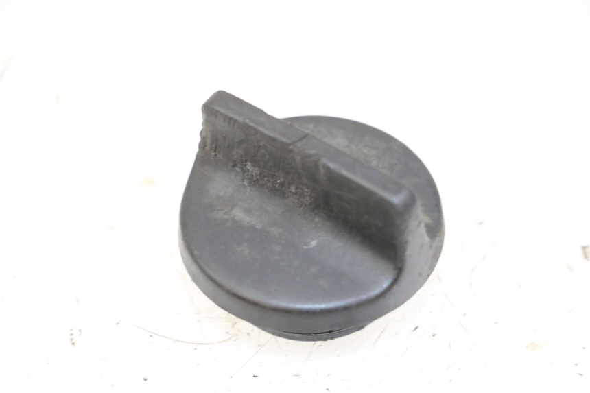 photo de OLIEKARTERDOP KAWASAKI ZR7 ZR-7 S 750 (1999 - 2004) - Zoom op gebruiksstaat