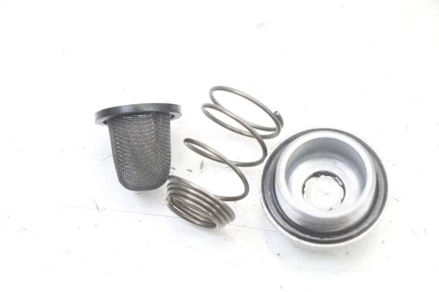 photo de OLIEKARTERDOP KYMCO XCITING 500 (2007 - 2010) - Detail van het onderdeel