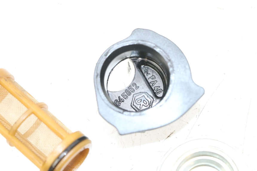 photo de OLIEKARTERDOP PIAGGIO XEVO - X EVO 125 (2007 - 2017) - Technische close-up